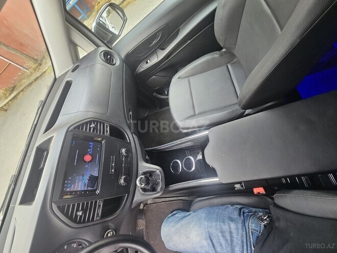 Mercedes Vito 114 CDI-18