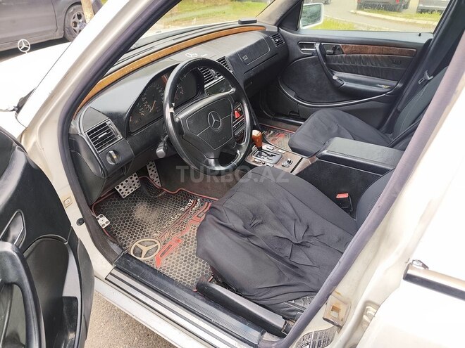 Mercedes C 280-7