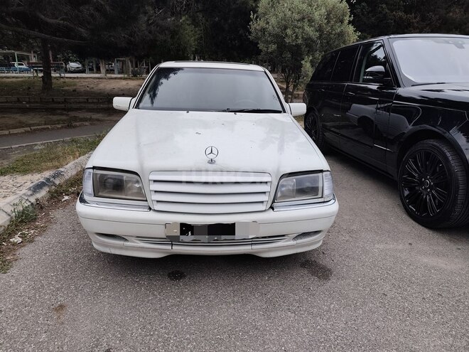Mercedes C 280-4