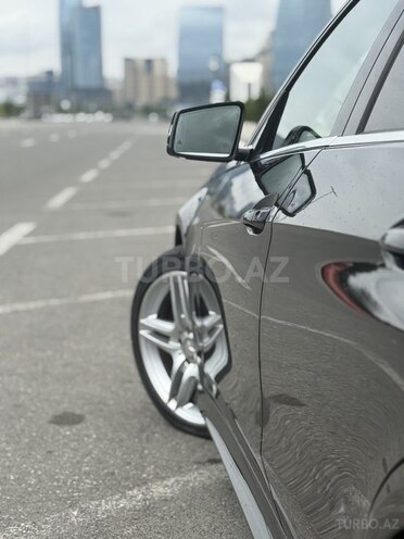 Mercedes E 220-9