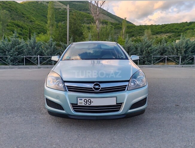 Opel Astra-2