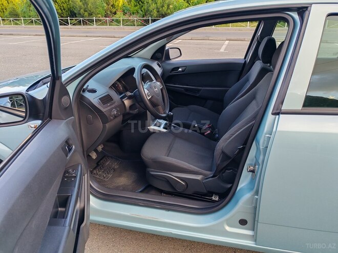 Opel Astra-8