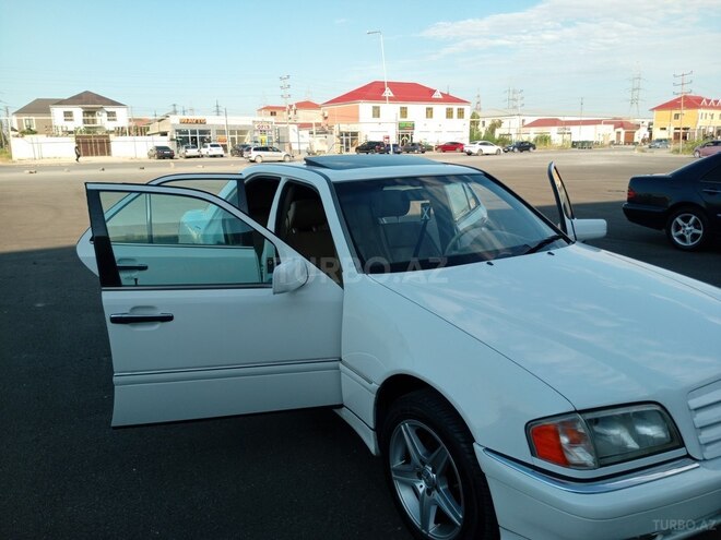 Mercedes C 230-10