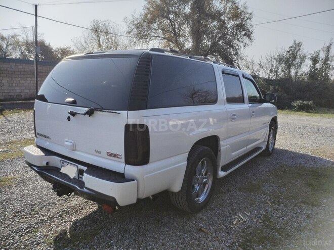 GMC Yukon-5