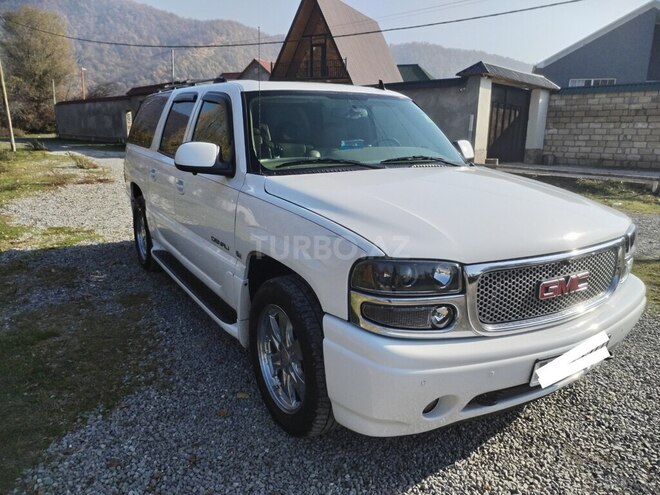 GMC Yukon-2