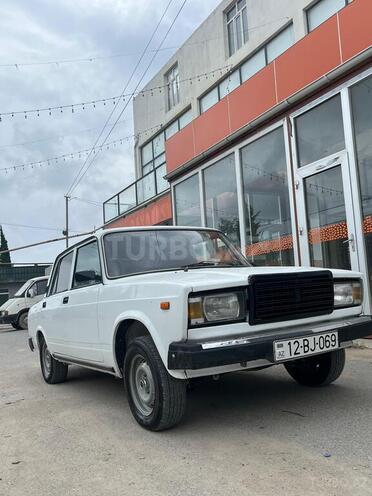 LADA (VAZ) 2107-2