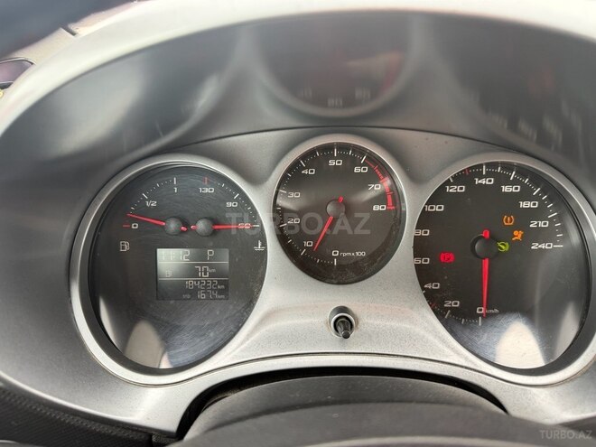 SEAT Leon-10