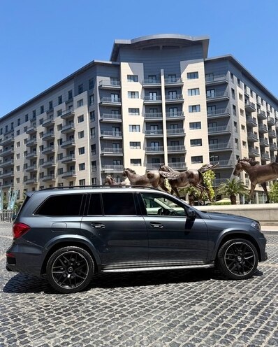 Mercedes GL 350 4MATIC-7