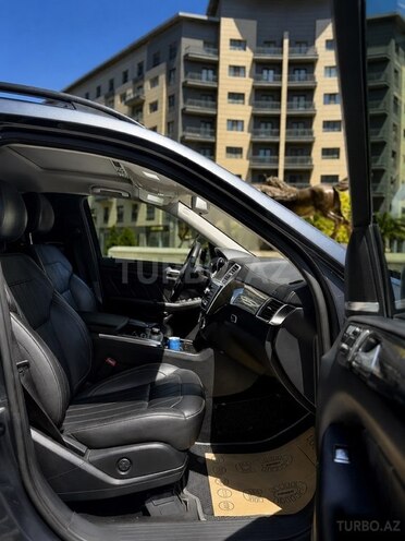Mercedes GL 350 4MATIC-8
