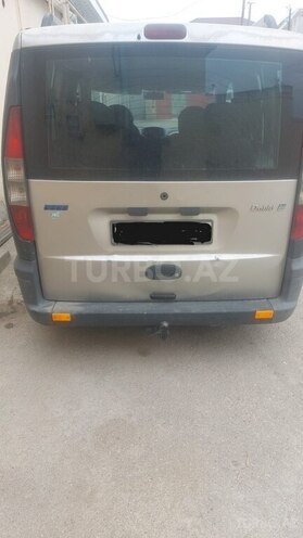 Fiat Doblo-2