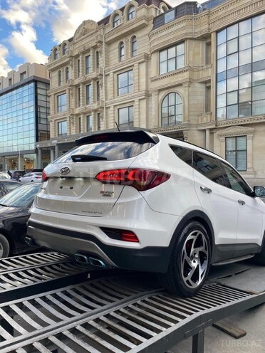 Hyundai Santa Fe-5