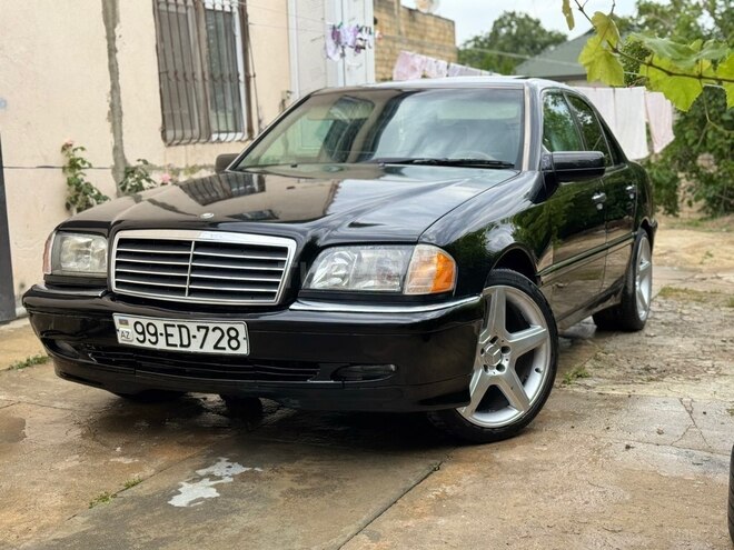 Mercedes C 230-1