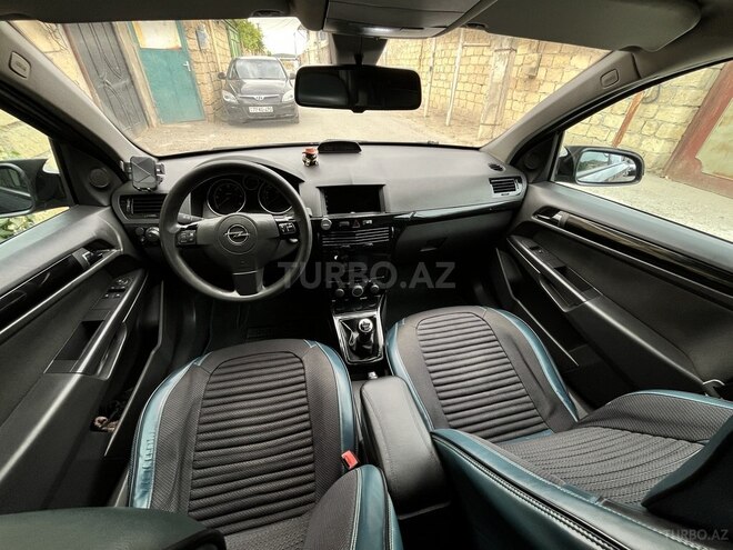 Opel Astra-10