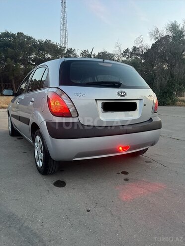 Kia Rio-19