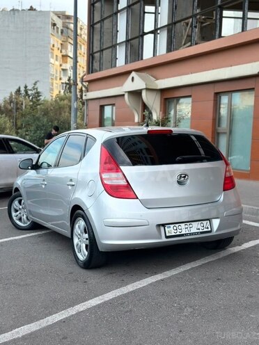 Hyundai i30-2