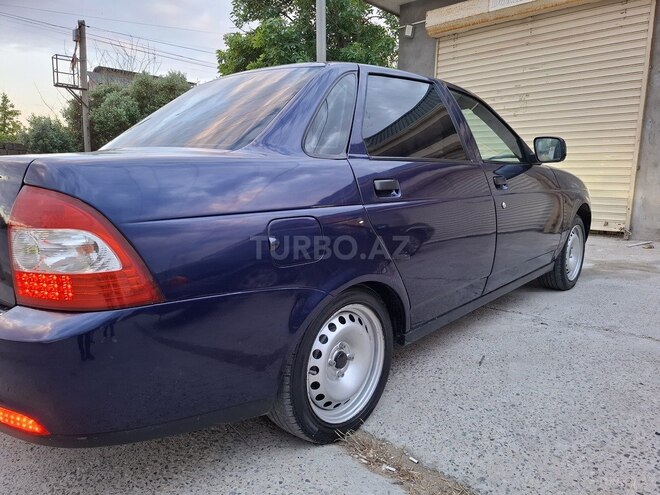 LADA (VAZ) Priora-13