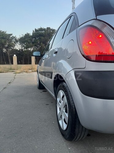 Kia Rio-18