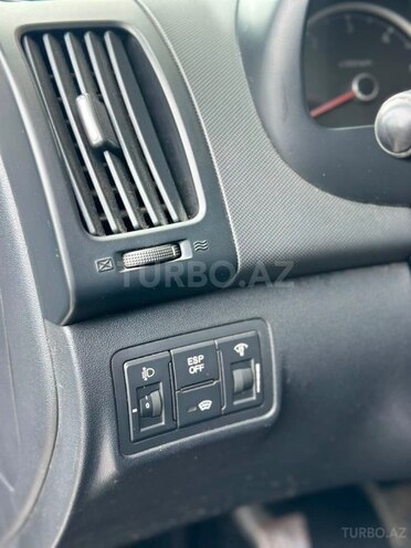 Hyundai i30-12