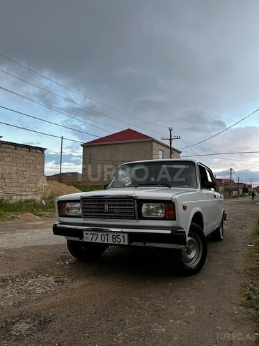 LADA (VAZ) 2107-5