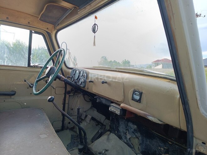 GAZ 53-4