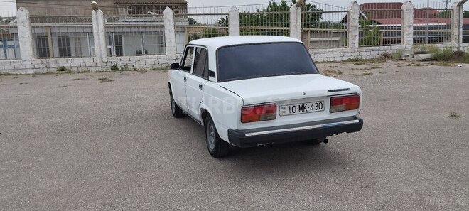 LADA (VAZ) 2107-4