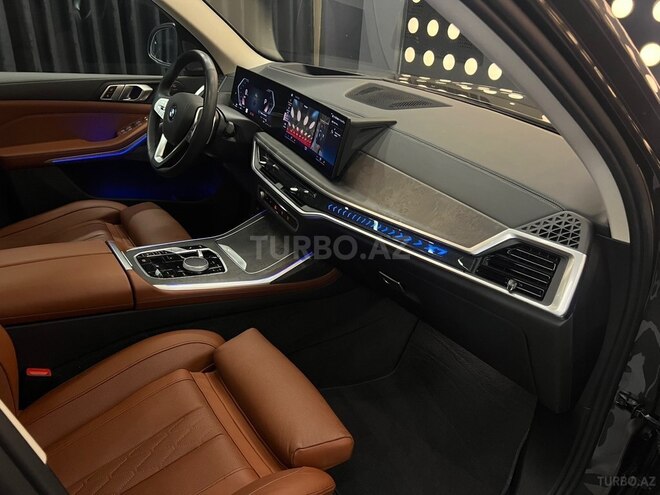 BMW X7-14