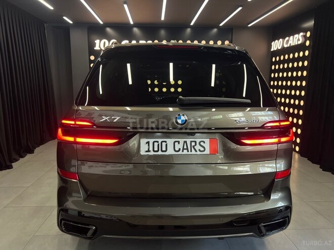 BMW X7-5