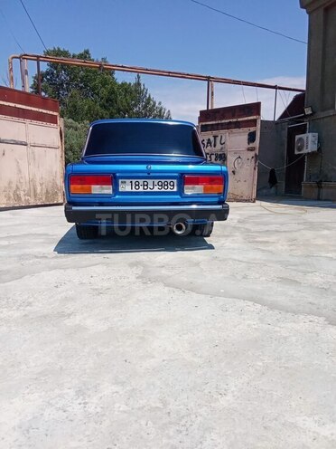 LADA (VAZ) 2107-2
