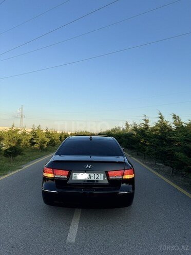 Hyundai Sonata-2