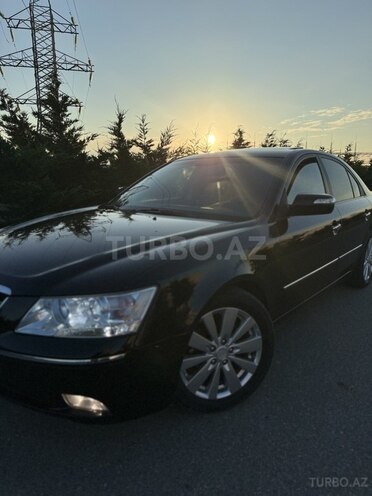 Hyundai Sonata-9