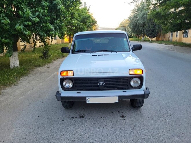 LADA (VAZ) Niva-1
