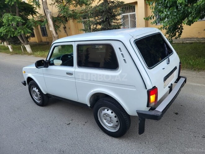 LADA (VAZ) Niva-6