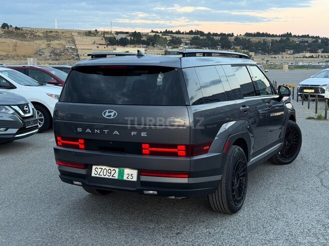 Hyundai Santa Fe-6