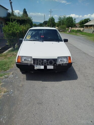 LADA (VAZ) 2109-1