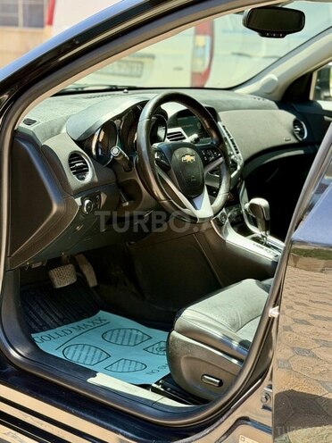 Chevrolet Cruze-6