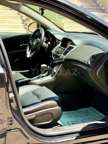 Chevrolet Cruze-8
