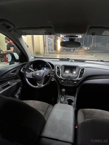 Chevrolet Equinox-7
