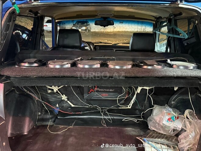 LADA (VAZ) Niva-4