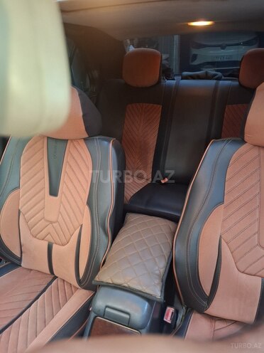 Mercedes E 230-9