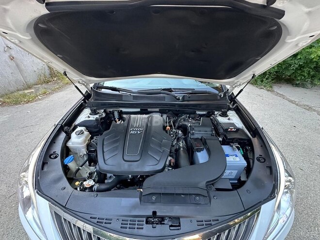 Hyundai Grandeur-21