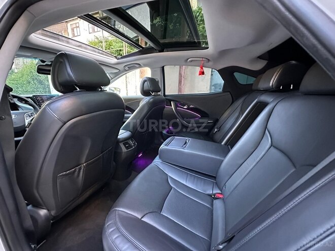 Hyundai Grandeur-18