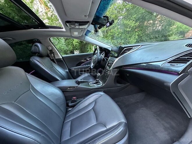 Hyundai Grandeur-17