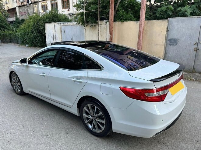 Hyundai Grandeur-15