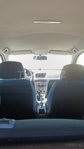 Opel Astra-7