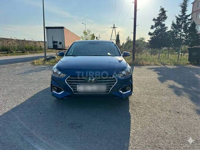 Hyundai Accent-1