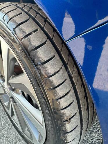 Hyundai Accent-12