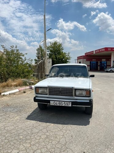 LADA (VAZ) 2107-1