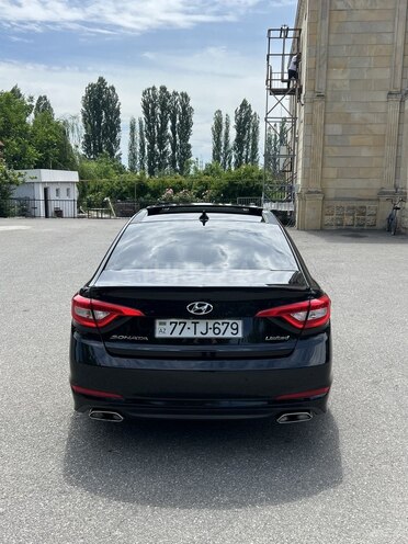 Hyundai Sonata-2