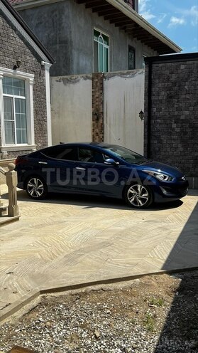 Hyundai Elantra-7