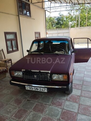 LADA (VAZ) 2107-2